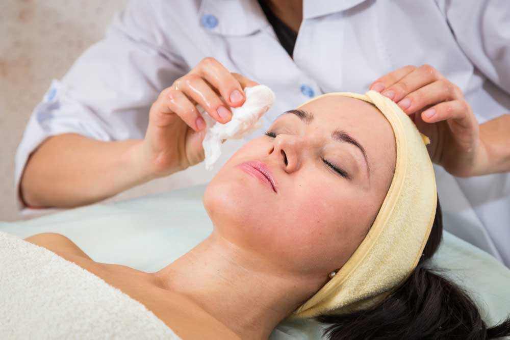حشوات الوجه الدائمة بالسيلكون - زرعات الخد والذقن والفك 1 تجميل الوجه الدائم بالسيلكون