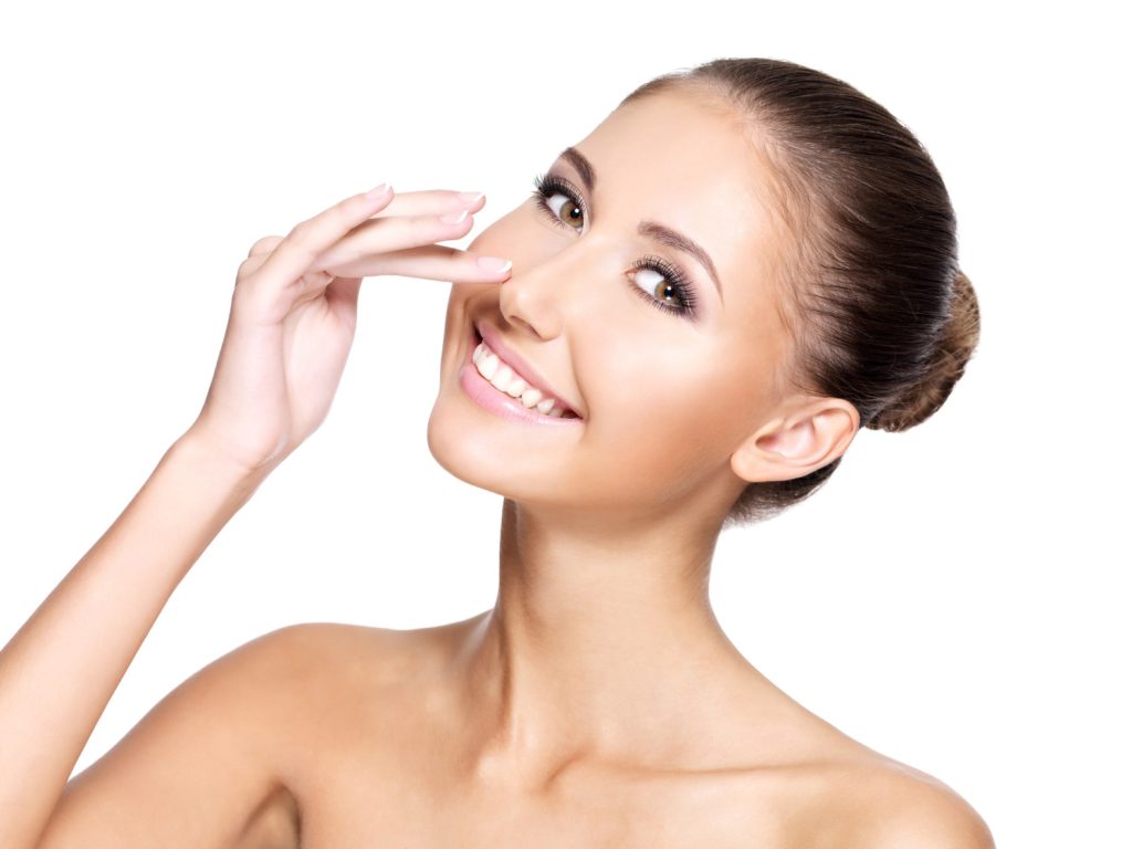 اهم طرق تجميل الانف بدون جراحة 2022 1 اهم طرق تجميل الانف بدون جراحة 2022