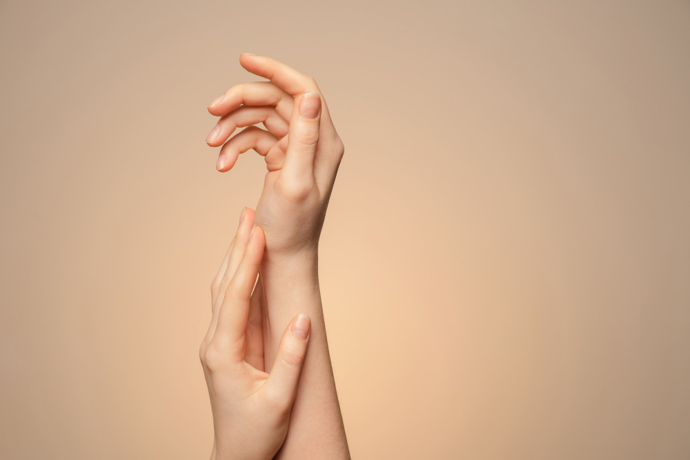 عملية تجميل اليد | الأنواع و طرق العلاج
