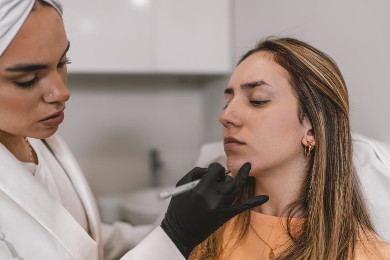 Chin Implant (CHIN AUGMENTATION) Chin Implant (CHIN AUGMENTATION)